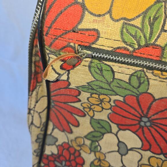 Vintage K-Mart Luggage Travel Bag Suitcase 17" x 11" x 4" Front Pocket Floral - Picture 10 of 11